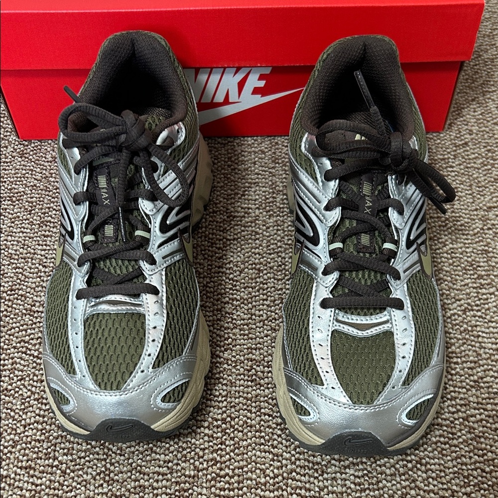 Nike Olive Green Silver Black Sneakers - Picture 2 of 5
